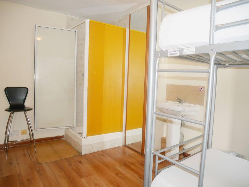 Kensal Backpackers Londra
