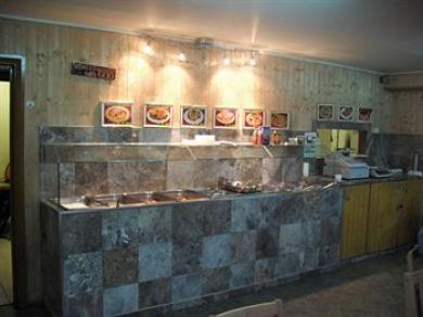 Kensal Backpackers Ostello *